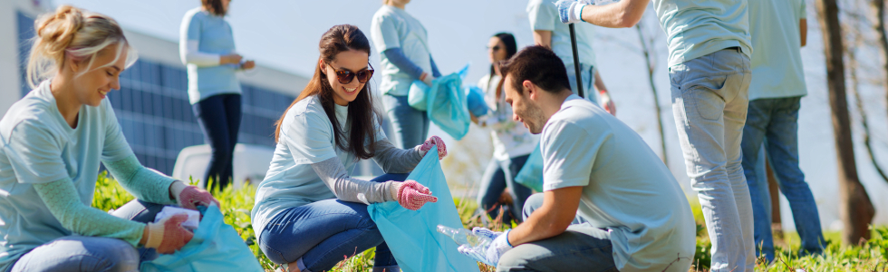 Doctor Gupta volunteering